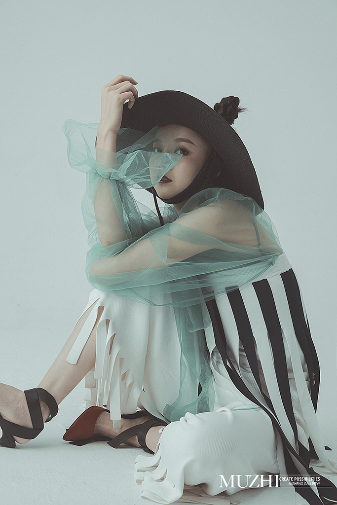 摄影师木之｜演员「屠画」时尚杂志大片（图ZMzY2NDc2MjE2） - 时尚/艺术摄影 - 站酷设计师摄影师木之原创素材 - 站酷ZCOOL