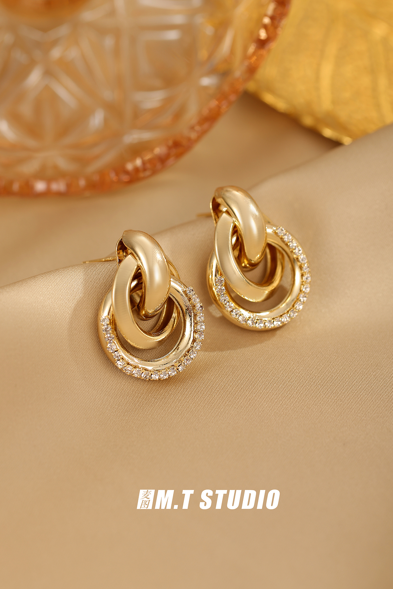 珠宝饰品首饰拍摄 小众饰品耳钉耳环静物拍照 视频录制