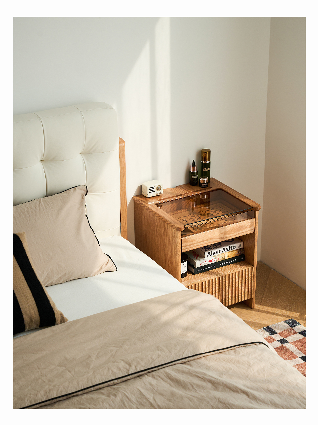 Sea Wave Bedside Table（图ZMzUzOTY1MjE2） - 产品摄影 - 站酷设计师Moriizn木恩原创素材 - 站酷ZCOOL