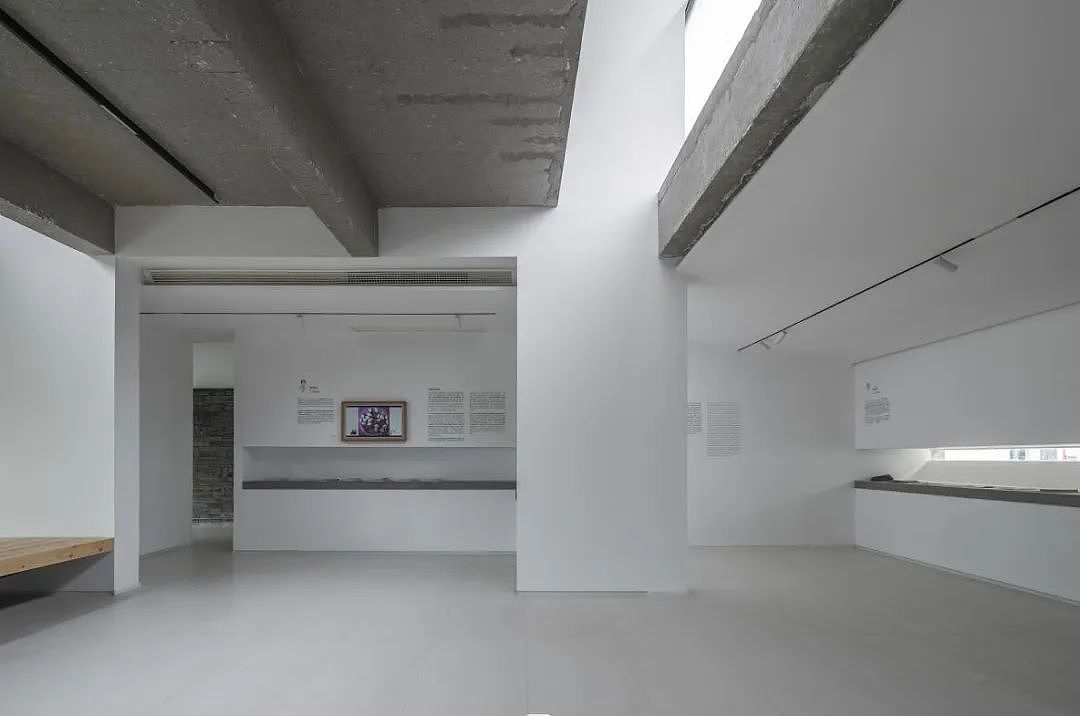 以少胜多 — 展厅展馆中那些四两拨千斤的极简设计(图ZMzU1ODY1MDcy) - 展陈设计 - 站酷设计师暖水社原创素材 - 站酷ZCOOL