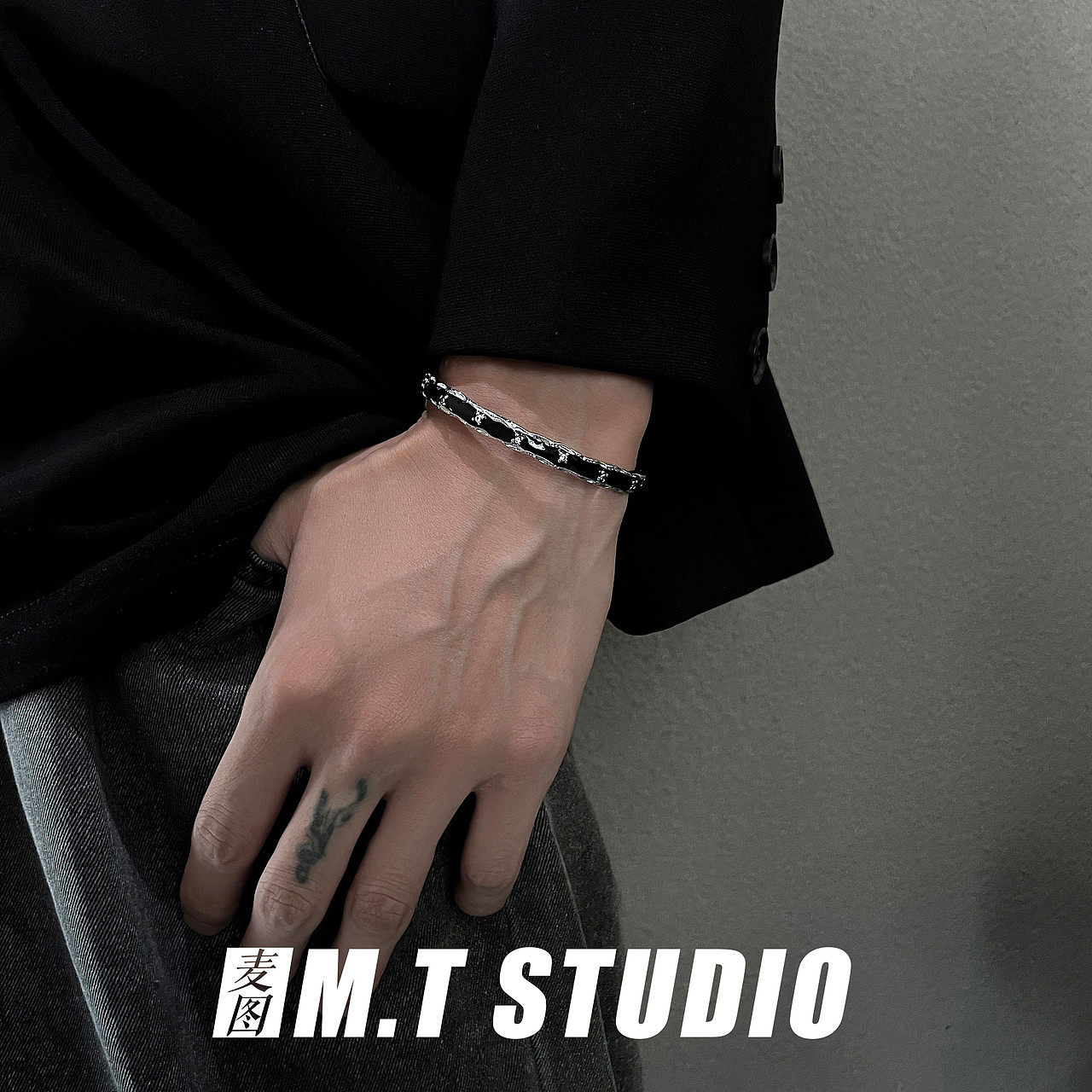 产品摄影 男士手链拍摄 男士手链模特拍摄饰品静物拍照