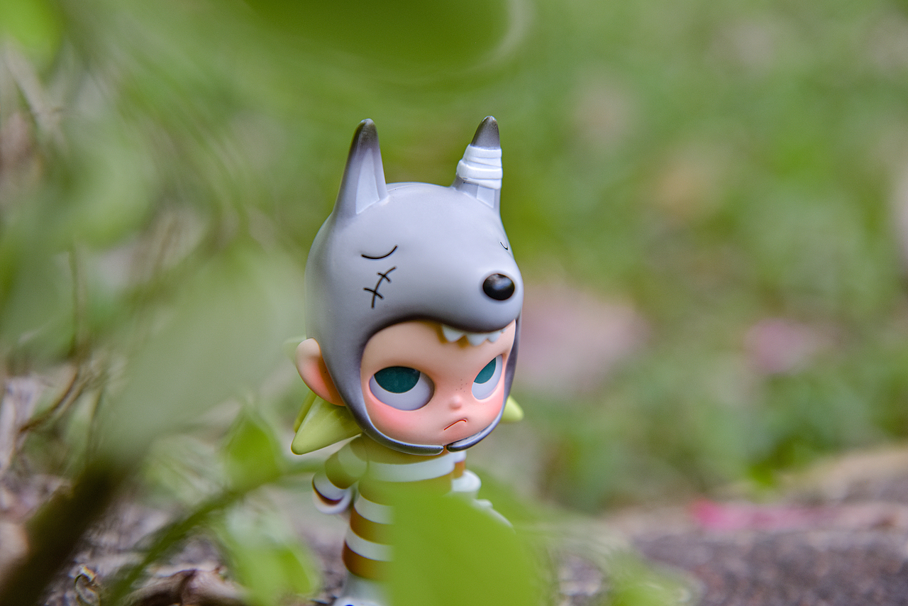 穿条纹T恤的小伙伴们