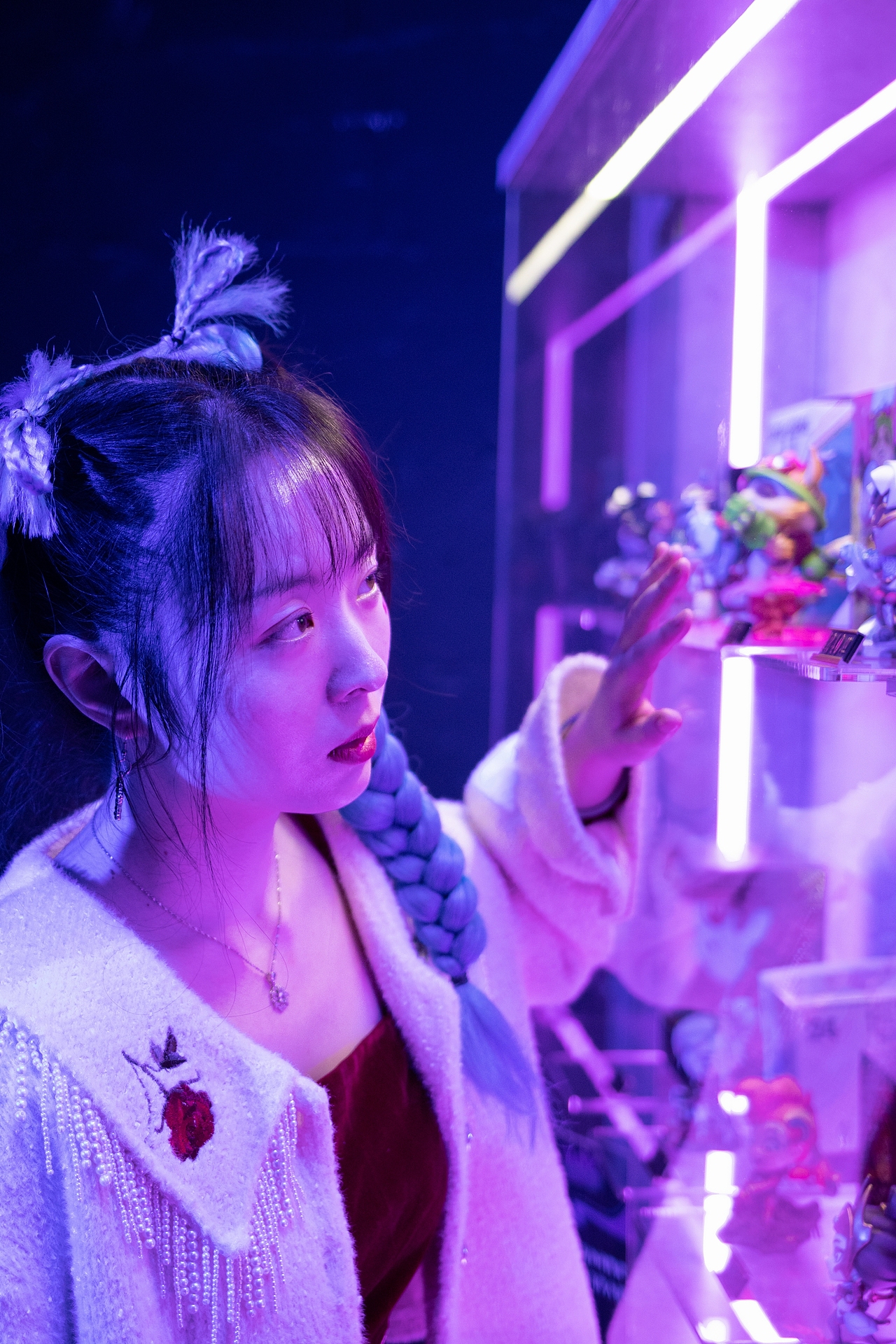 站著別動，我在努力朝你開槍!（圖ZMzEyNjQ3Mjc2） - 人像攝影 - 站酷設(shè)計師檀香姑娘原創(chuàng)素材 - 站酷ZCOOL