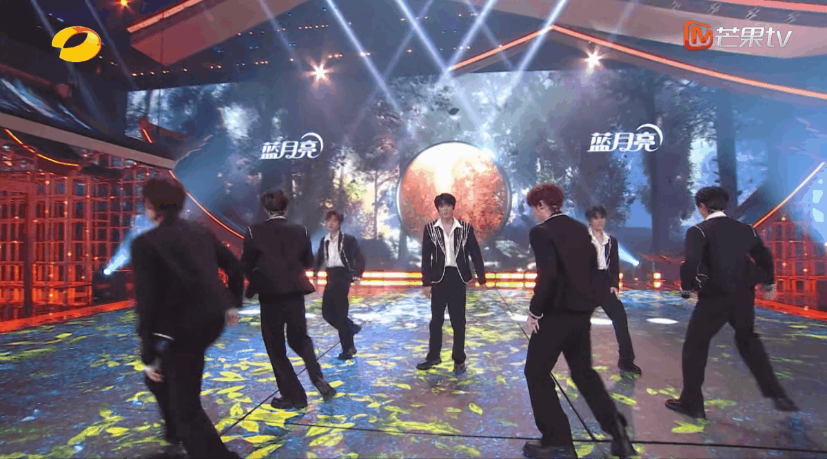 YINGSTUDIO|2023湖南卫视芒果TV中秋之夜 舞台视觉制作(图ZMzUzNDA5NDcy) - 其他影视 - 站酷设计师影工作室数字视觉原创素材 - 站酷ZCOOL