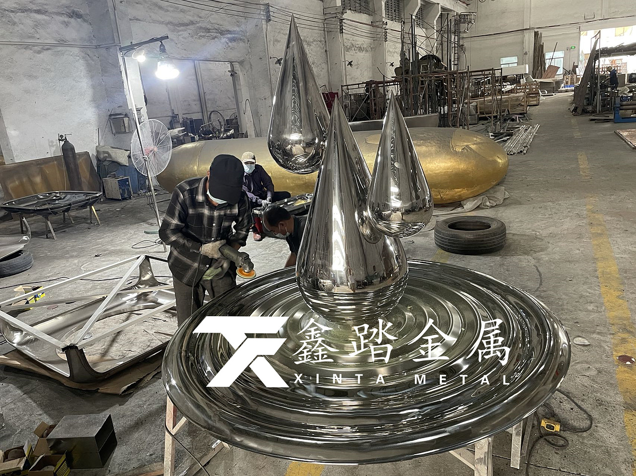 纯手工锻造不锈钢镜面涟漪吊顶天花效果美极了