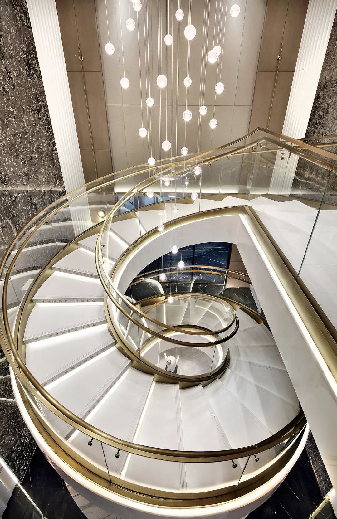 上海上悦建筑室内设计有限公司  建业周口山水湖城会所