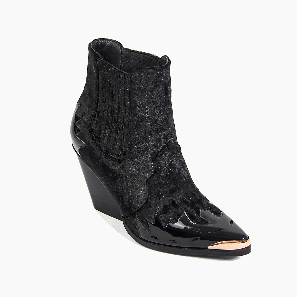 高跟鞋（图ZMzI5MDAxMTk2） - 产品摄影 - 站酷设计师森屿绿蚺原创素材 - 站酷ZCOOL