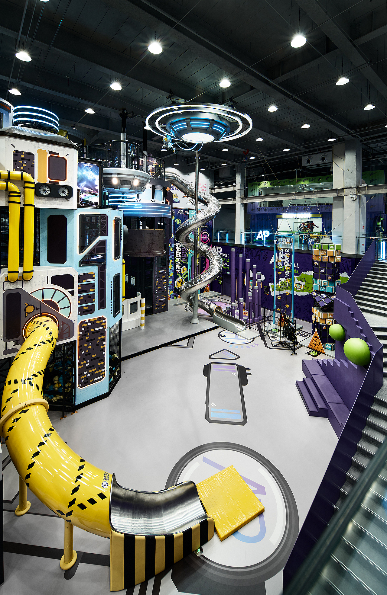 奇恩设计|APFUNLL全国首家元宇宙室内运动工厂（图ZMzI3NjQxMTA0） - 商业空间设计 - 站酷设计师奇恩设计原创素材 - 站酷ZCOOL