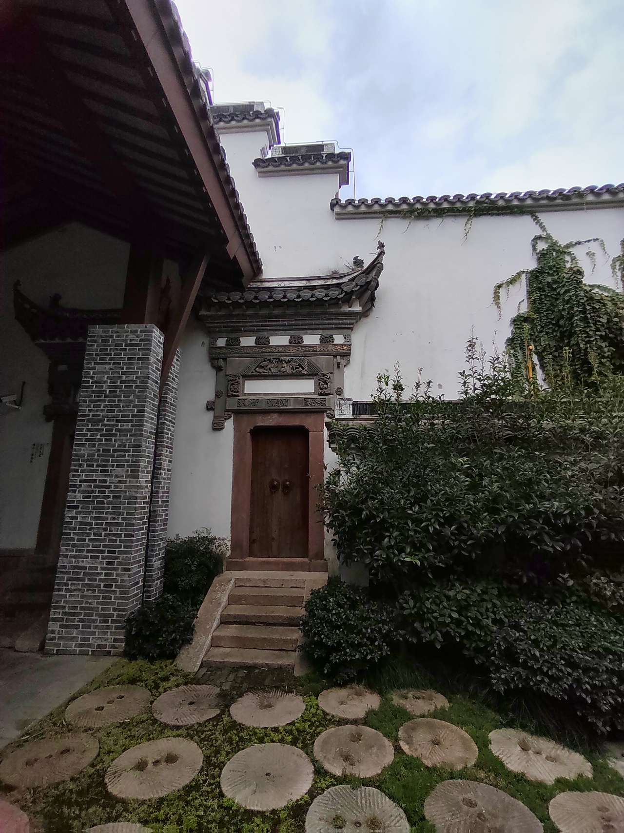 去宰相府，來(lái)一頓中秋家宴（圖ZMzUyMzk5ODA4） - 風(fēng)光攝影 - 站酷設(shè)計(jì)師flyto6666原創(chuàng)素材 - 站酷ZCOOL