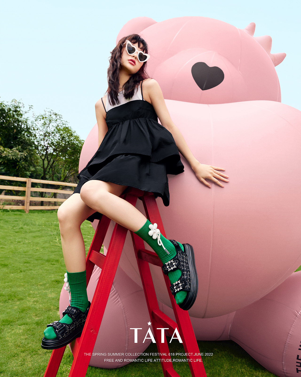 TATA女鞋618节庆片主题拍摄（图ZMzA1Mjk3NjA4） - 时尚/艺术摄影 - 站酷设计师方释摄影设计原创素材 - 站酷ZCOOL