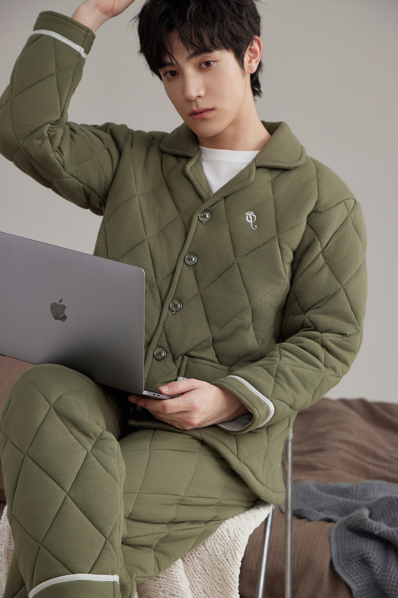 多俏美旗舰店案例睡衣