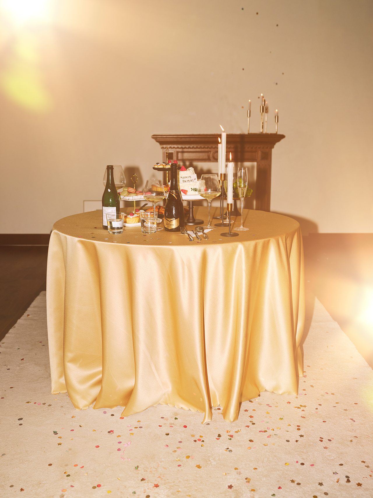 FUUNNY FEELLN彷佛女装派对主题大片