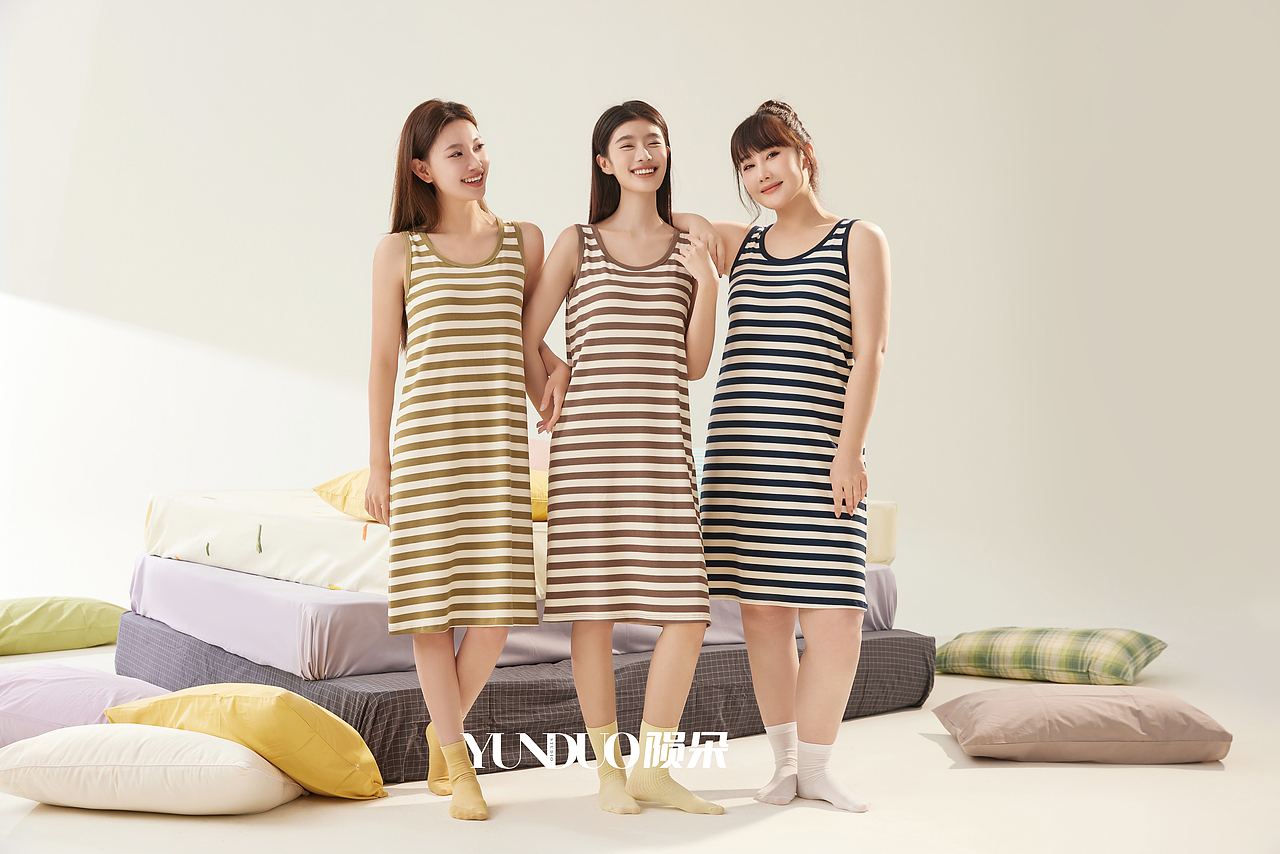 丝诺家居服拍摄 背心拍摄 舒适家居背心拍摄（图ZMzY2NjYwMTky） - 产品摄影 - 站酷设计师陨朵商拍刘大奇原创素材 - 站酷ZCOOL