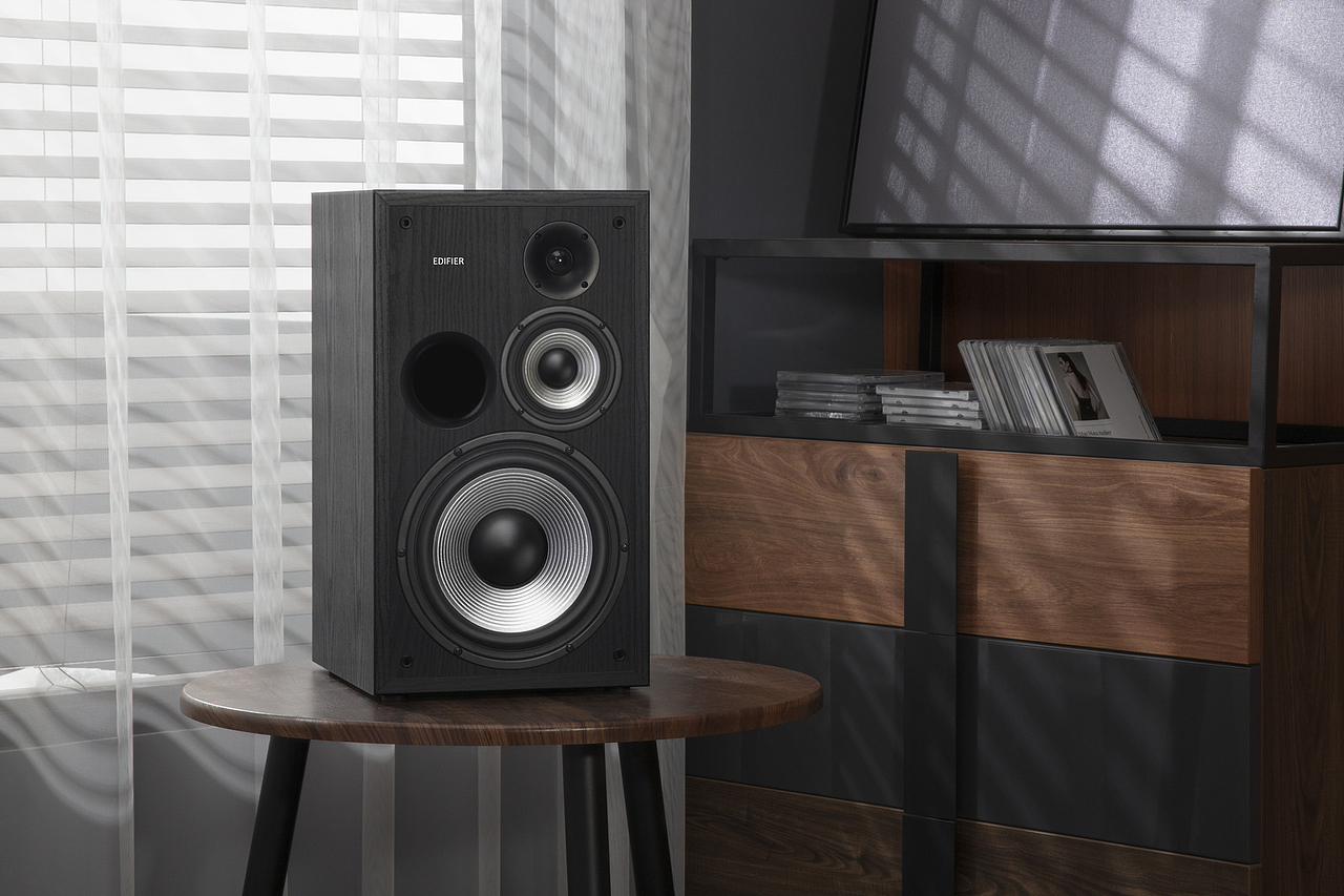 产品精修丨扫地机器人 音响 暖色氛围灯 后期修图案例（图ZMzMzNDM4Mjky） - 修图/后期 - 站酷设计师伯牙问情原创素材 - 站酷ZCOOL