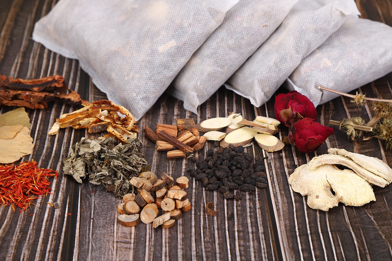 泡脚药包（图ZMzE2ODY2OTY0） - 产品摄影 - 站酷设计师拍摄设计作品原创素材 - 站酷ZCOOL