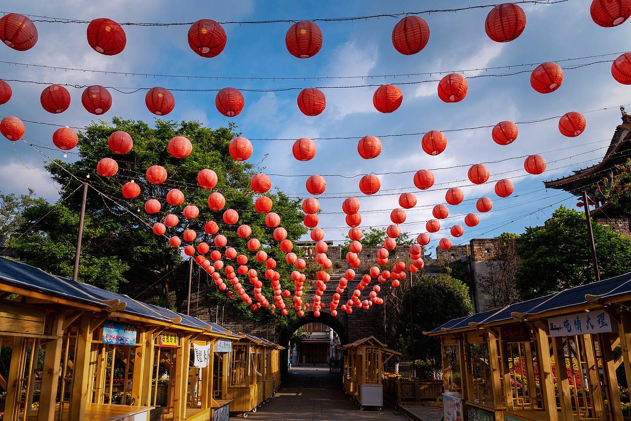 大理古城 2023.5.1（图ZMzQxMDQ1NTM2） - 环境/建筑摄影 - 站酷设计师摄影师杨涛原创素材 - 站酷ZCOOL