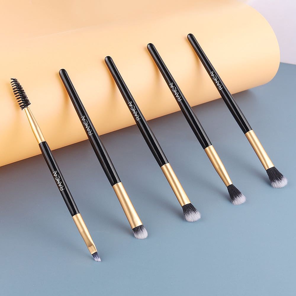 化妆刷（图ZMzA3MzU3Mzcy） - 其他平面 - 站酷设计师方块的joke原创素材 - 站酷ZCOOL