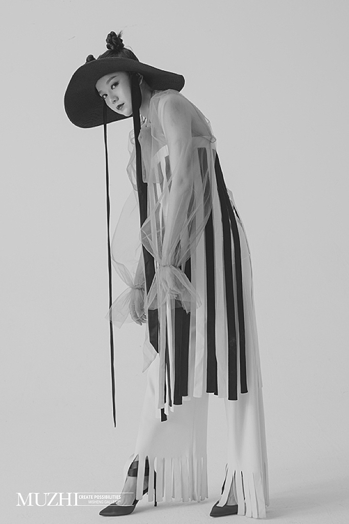 摄影师木之｜演员「屠画」时尚杂志大片（图ZMzY2NDc2MjMy） - 时尚/艺术摄影 - 站酷设计师摄影师木之原创素材 - 站酷ZCOOL