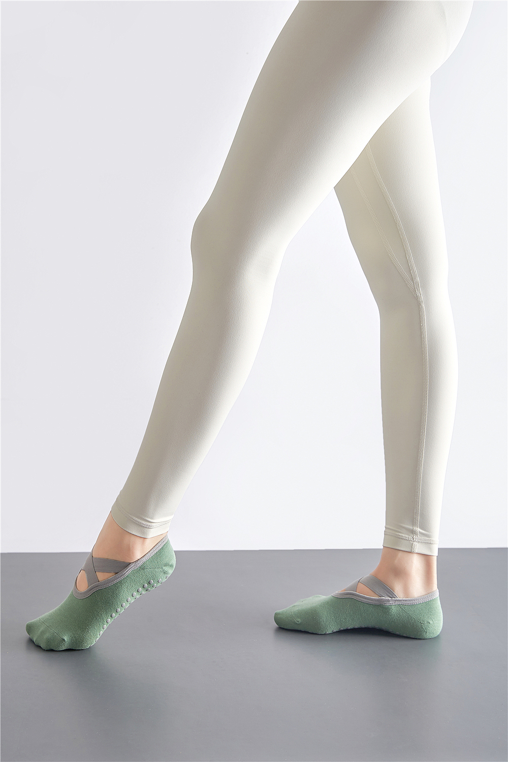 义乌瑜伽袜模特拍照