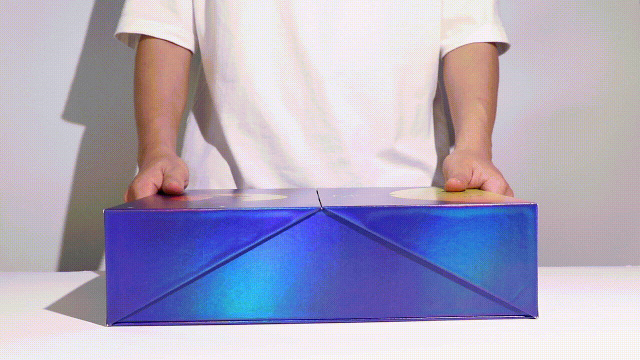 中秋礼盒包装设计丨创意翻盖升降礼品盒《月亮之上》（图ZMzQ1NzQyMzg0） - 包装 - 站酷设计师大油没脖子原创素材 - 站酷ZCOOL