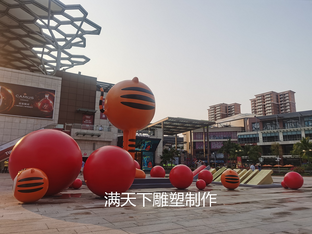 玻璃钢IP老虎球卡通雕塑商业街美陈摆件立体吉祥物公仔（图ZMjk3NzE2NTIw） - 雕塑 - 站酷设计师满天下艺术雕塑原创素材 - 站酷ZCOOL