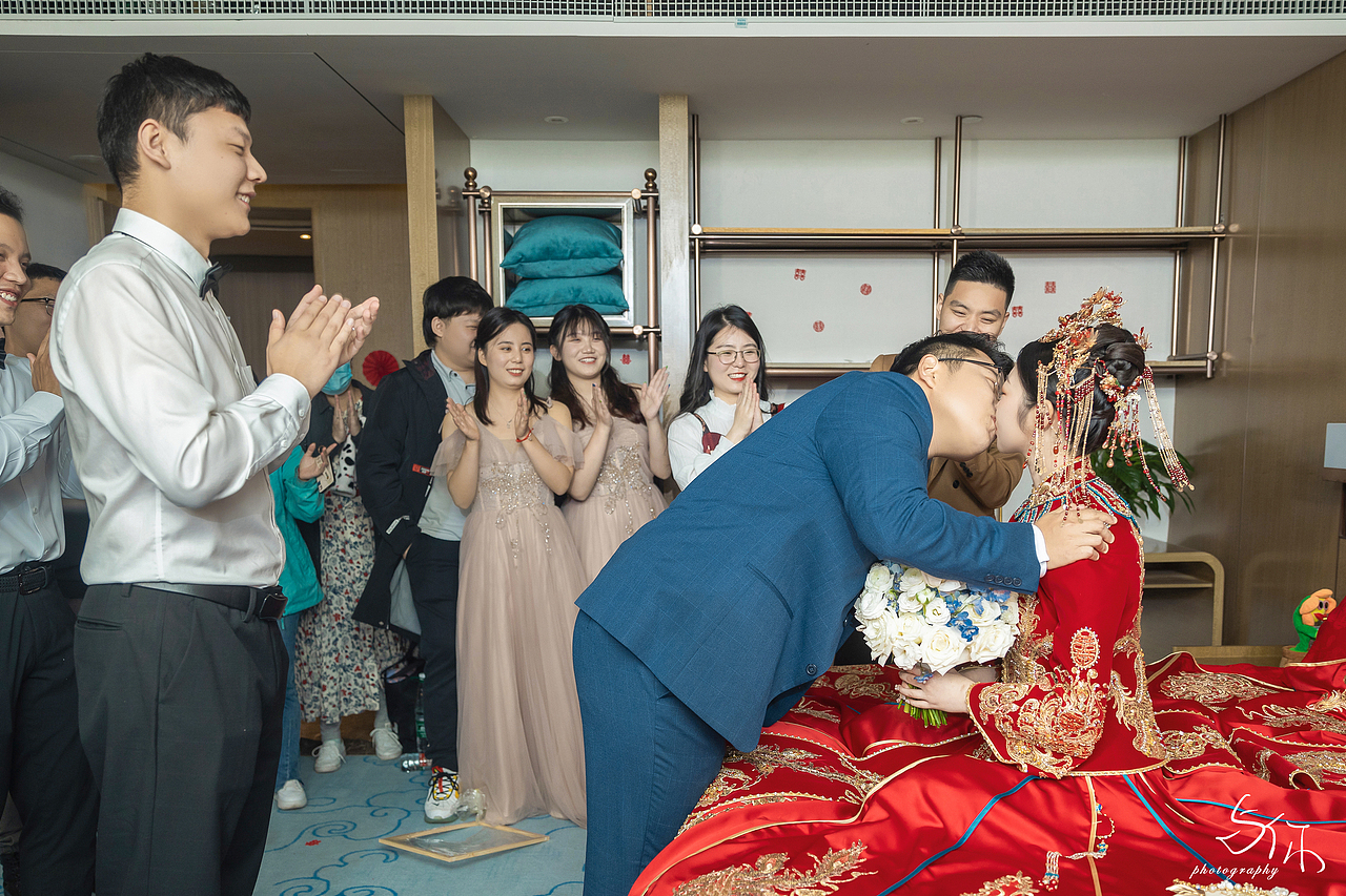 婚礼跟拍｜你笑起来真好看（图ZMzA3OTAxMTIw） - 婚礼摄影 - 站酷设计师与你婚礼摄影原创素材 - 站酷ZCOOL