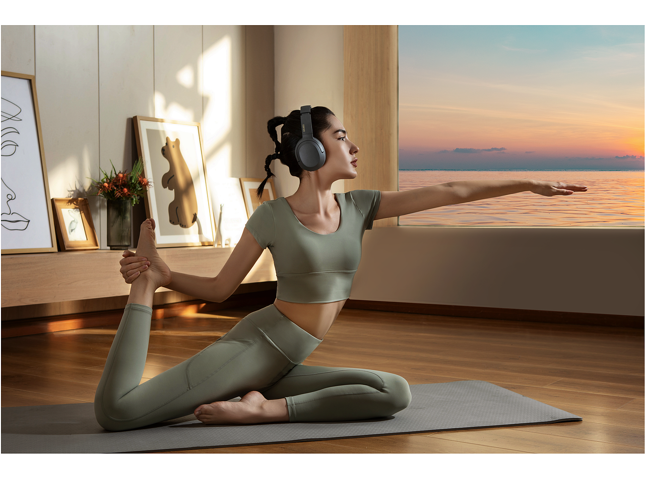 产品拍摄静物模特耳机3C类电器拍摄（图ZMzUzMjg5NjE2） - 产品摄影 - 站酷设计师摄艺视觉原创素材 - 站酷ZCOOL