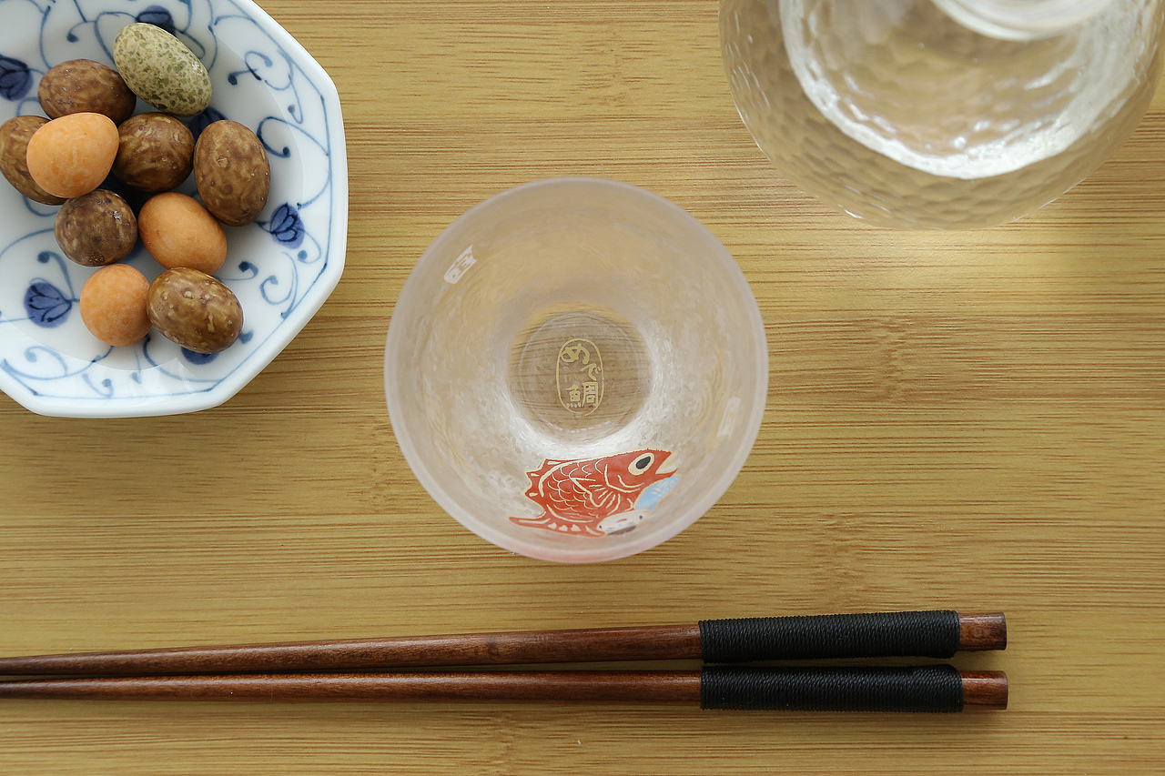 雪花纹吉祥物对杯手工玻璃杯