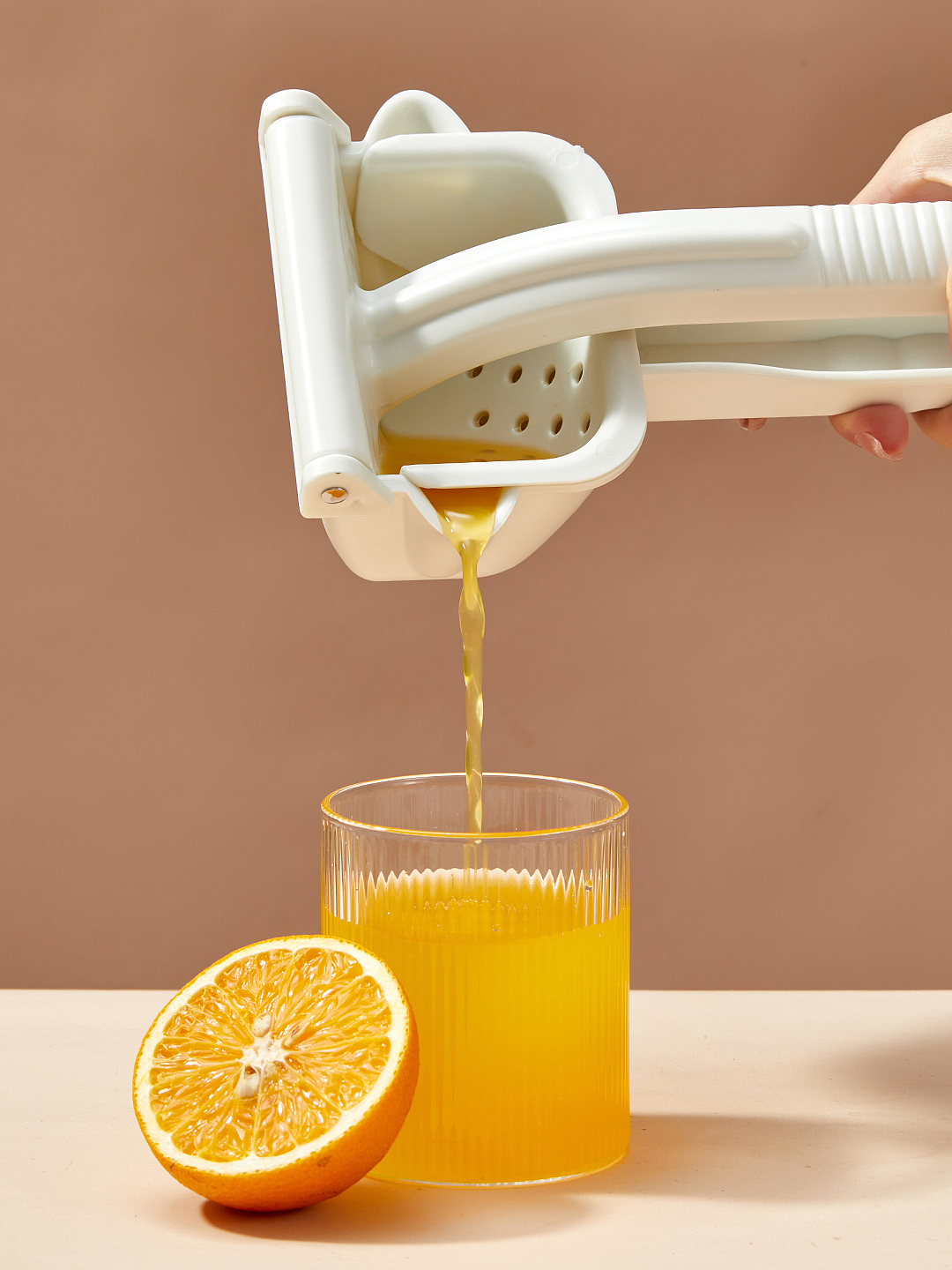 手动榨汁器产品拍摄（图ZMzU1NjIzMDAw） - 产品摄影 - 站酷设计师裕一原创素材 - 站酷ZCOOL