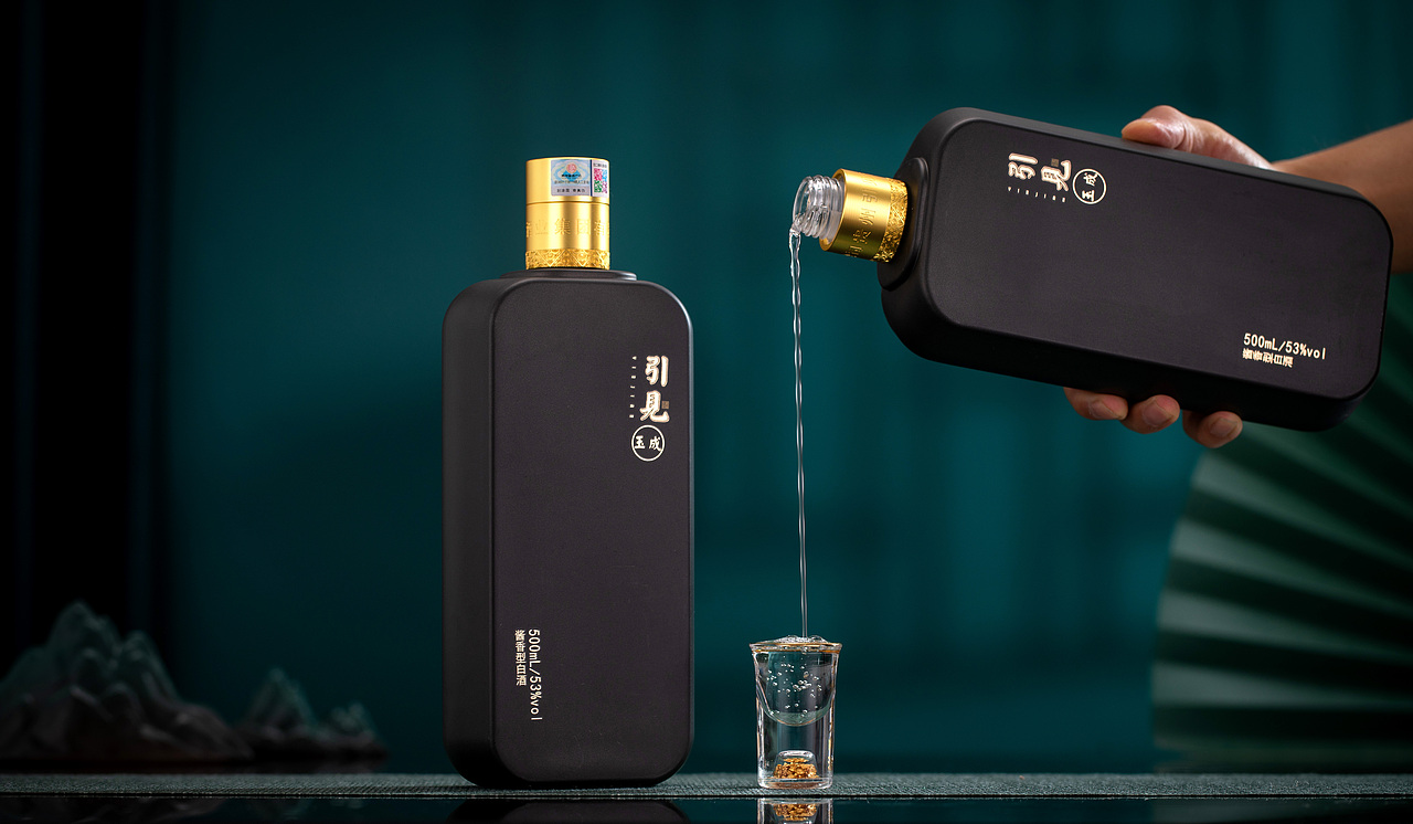 引见酱酒-如故、恨晚、玉成包装设计