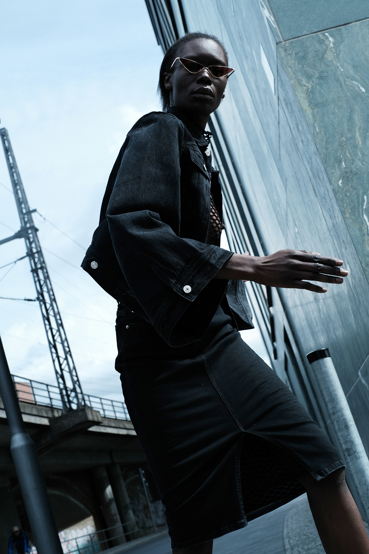 柏林苍穹下 星纳出品（图ZMzI0MzIwMjY4） - 时尚/艺术摄影 - 站酷设计师星纳NIRVINA原创素材 - 站酷ZCOOL