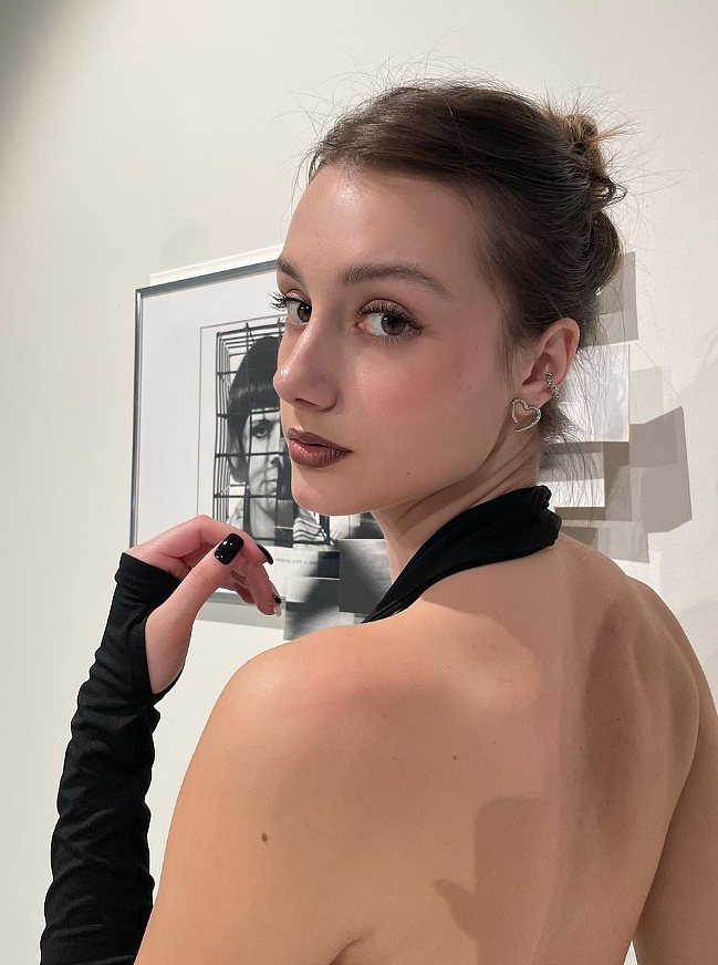 Lisa跨境电商外贸shein亚马逊女外模广告服装女模特