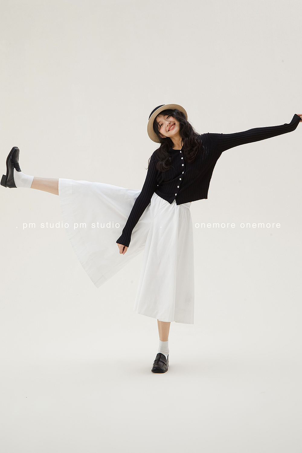 PM x ONE MORE 女装拍摄（图ZMzM2NTI4NTA0） - 人像摄影 - 站酷设计师PMstudio摄影原创素材 - 站酷ZCOOL