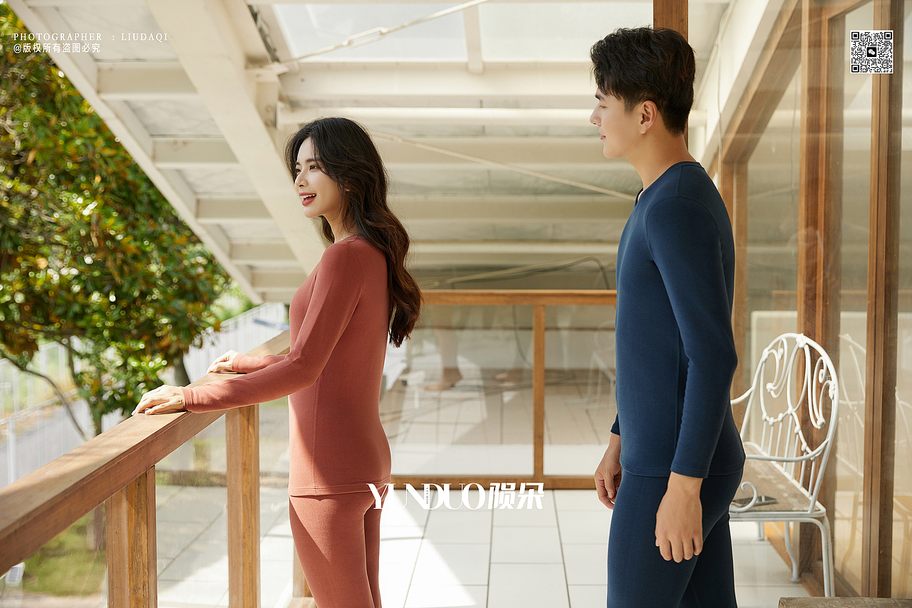 衫棉保暖内衣 无印良品保暖 日式户外保暖 剧情风格（图ZMzU0NTEzMTcy） - 产品摄影 - 站酷设计师陨朵商拍刘大奇原创素材 - 站酷ZCOOL