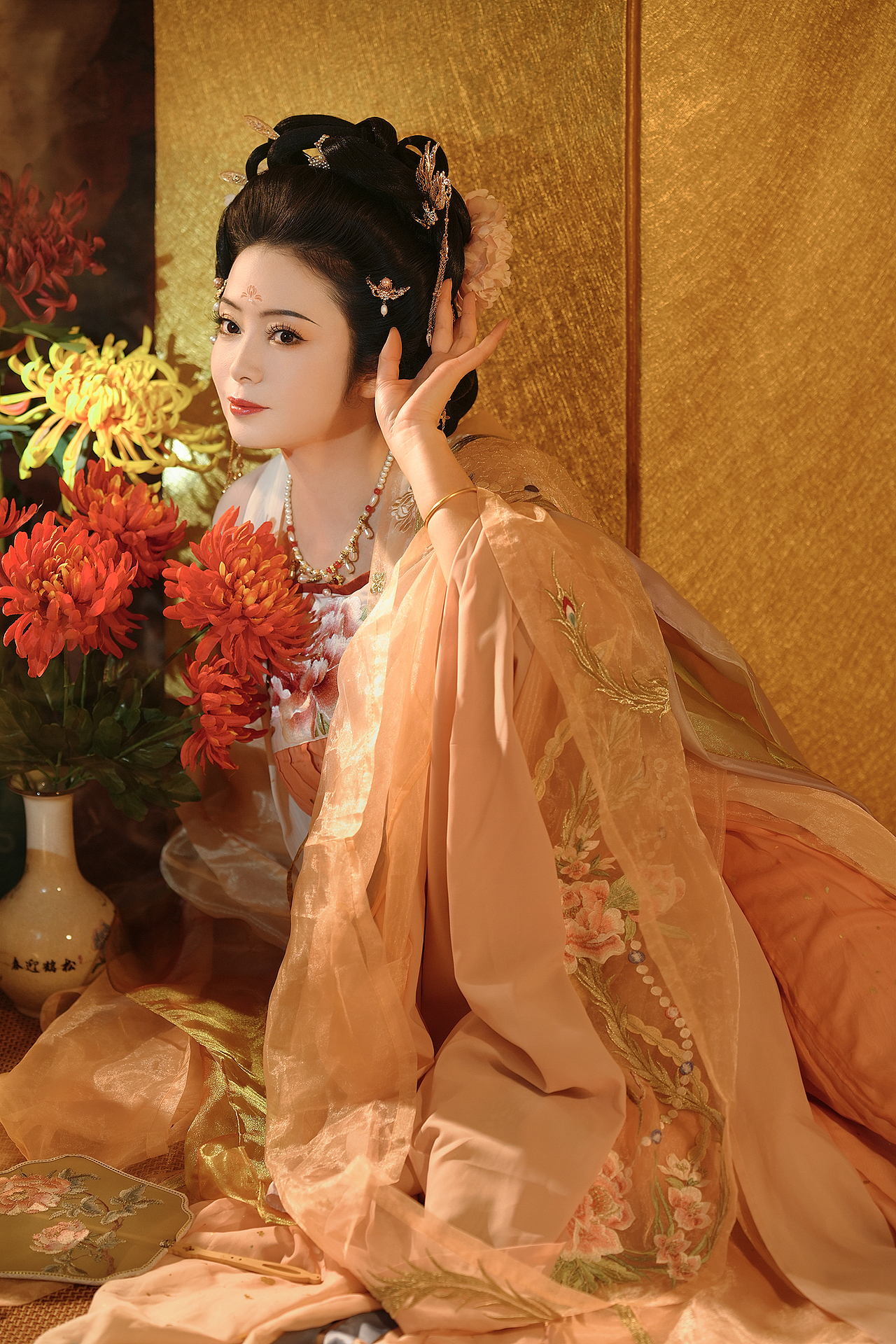 唐风富贵室内汉服写真