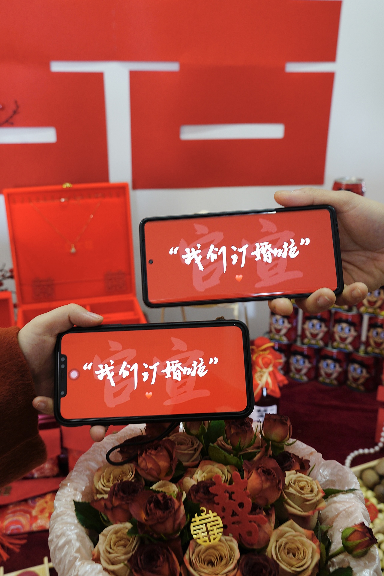 订婚跟拍之布置篇（图ZMzYwNjg4NTM2） - 婚礼摄影 - 站酷设计师程小灰啊原创素材 - 站酷ZCOOL