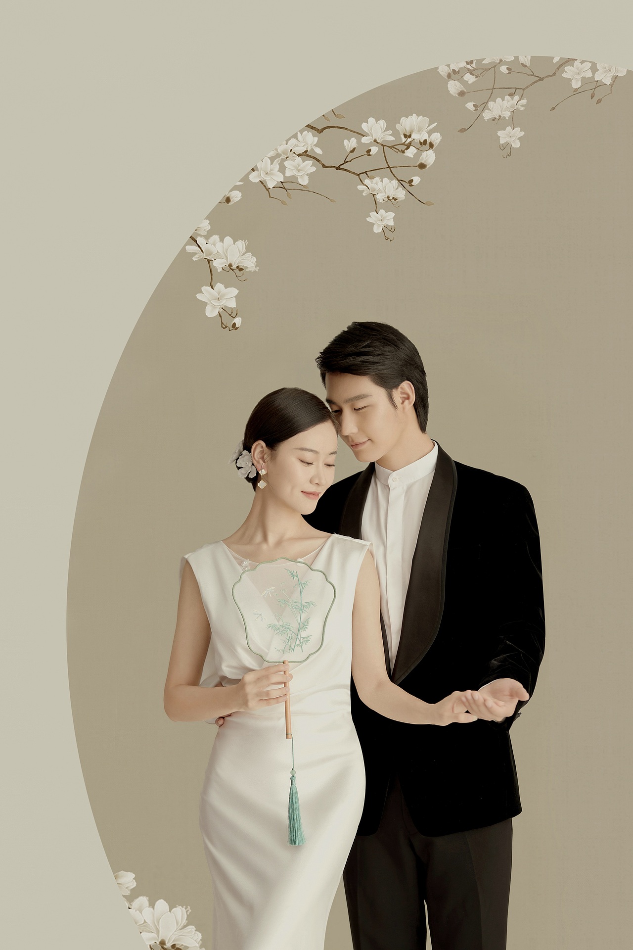 一眼美翻了!诗意温婉的中式工笔画婚纱照