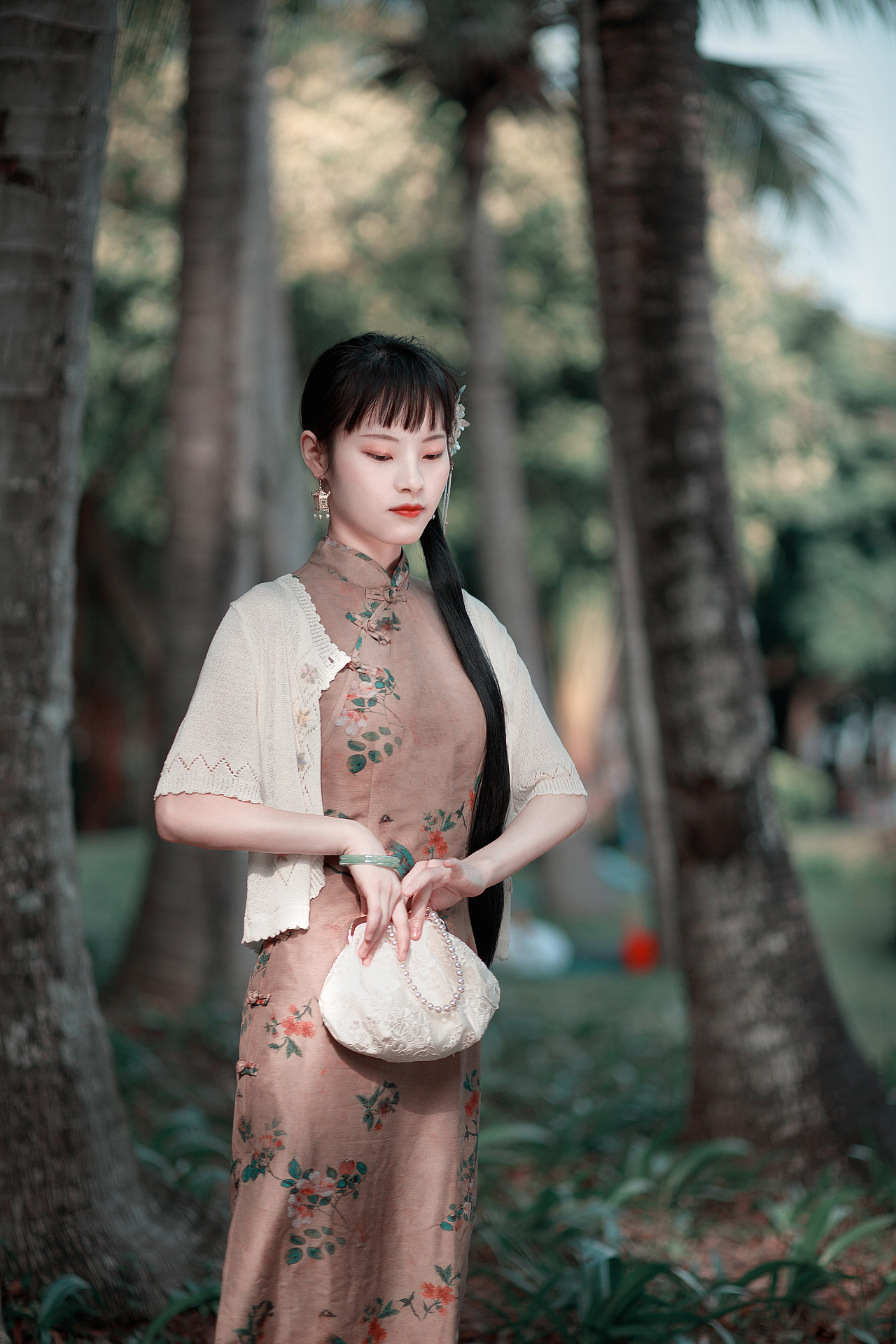 旗袍摄影/人像摄影/ 深圳湾公园（图ZMzAwMzgyMTgw） - 人像摄影 - 站酷设计师白折原创素材 - 站酷ZCOOL