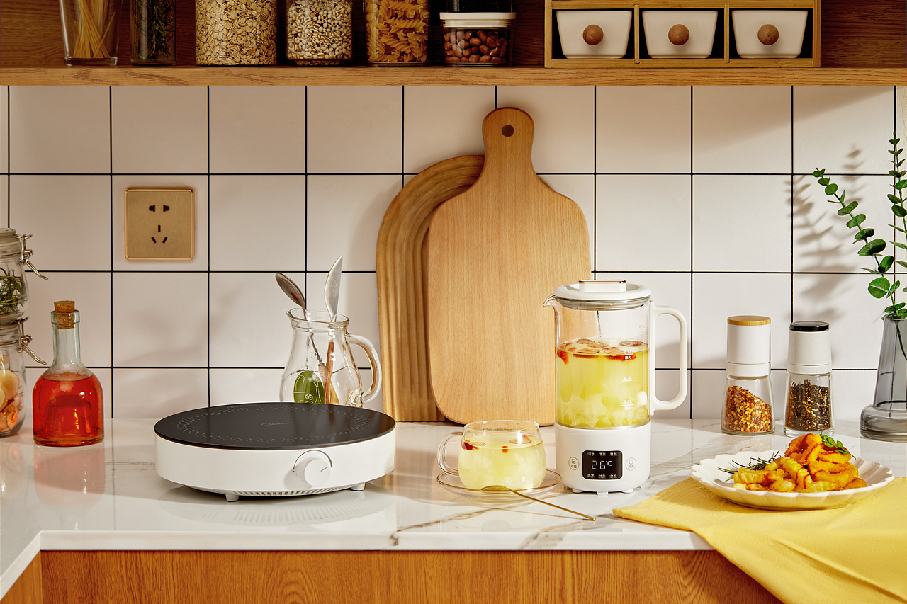 Midea美的618KV专题页面视觉拍摄 ✖️ 小学生✖️执灰