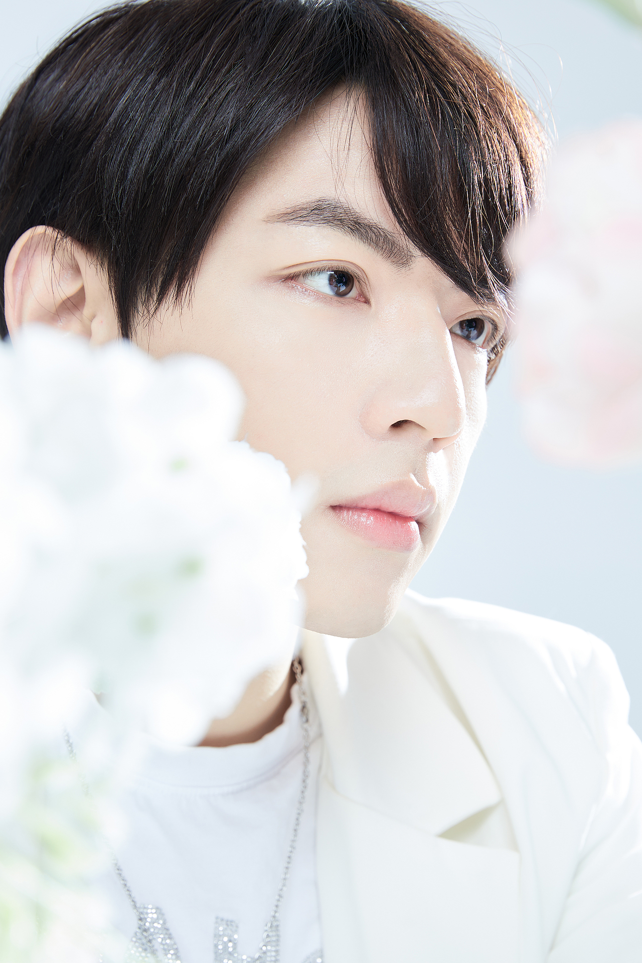 红人合作 | 佰草集护肤品（图ZMzMwNjY2NjM2） - 产品摄影 - 站酷设计师邓大羽YU原创素材 - 站酷ZCOOL