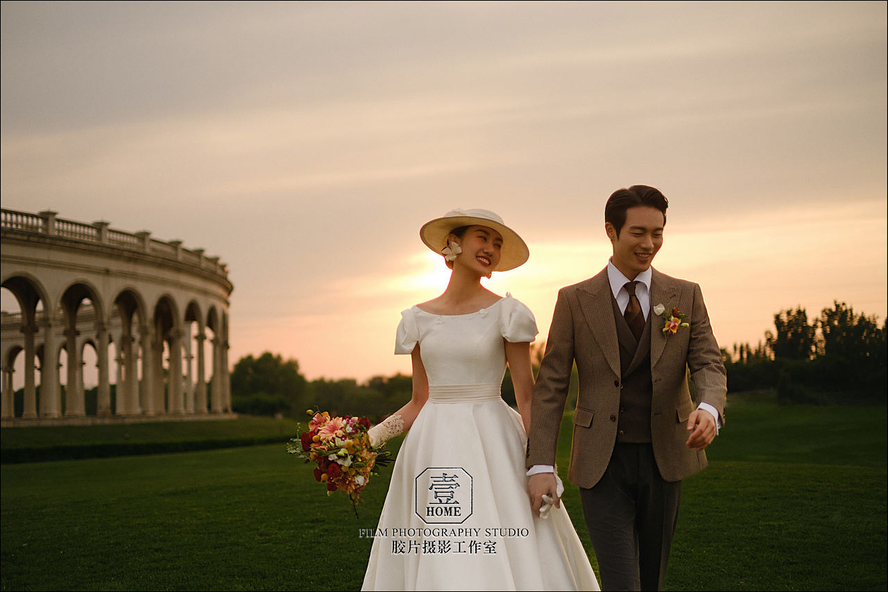电影感婚纱照,一秒坠入诗意的浪漫氛围(图ZMzAyMTc5MjA0) - 婚礼摄影 - 站酷设计师壹HOME摄影工作室原创素材 - 站酷ZCOOL