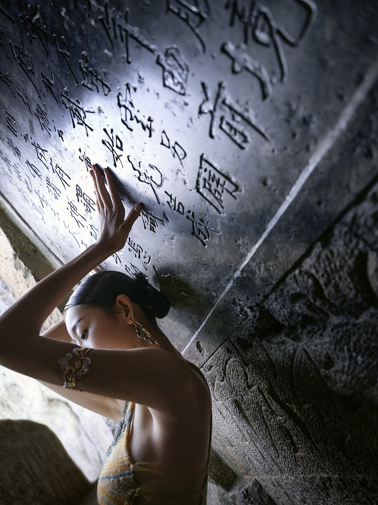 五百里外谣音 星纳出品