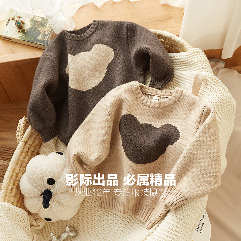 摇篮里的毛衣#场景创意拍#平铺挂拍（图ZMzIyNzQ0MzA0） - 产品摄影 - 站酷设计师童装服装电商摄影原创素材 - 站酷ZCOOL