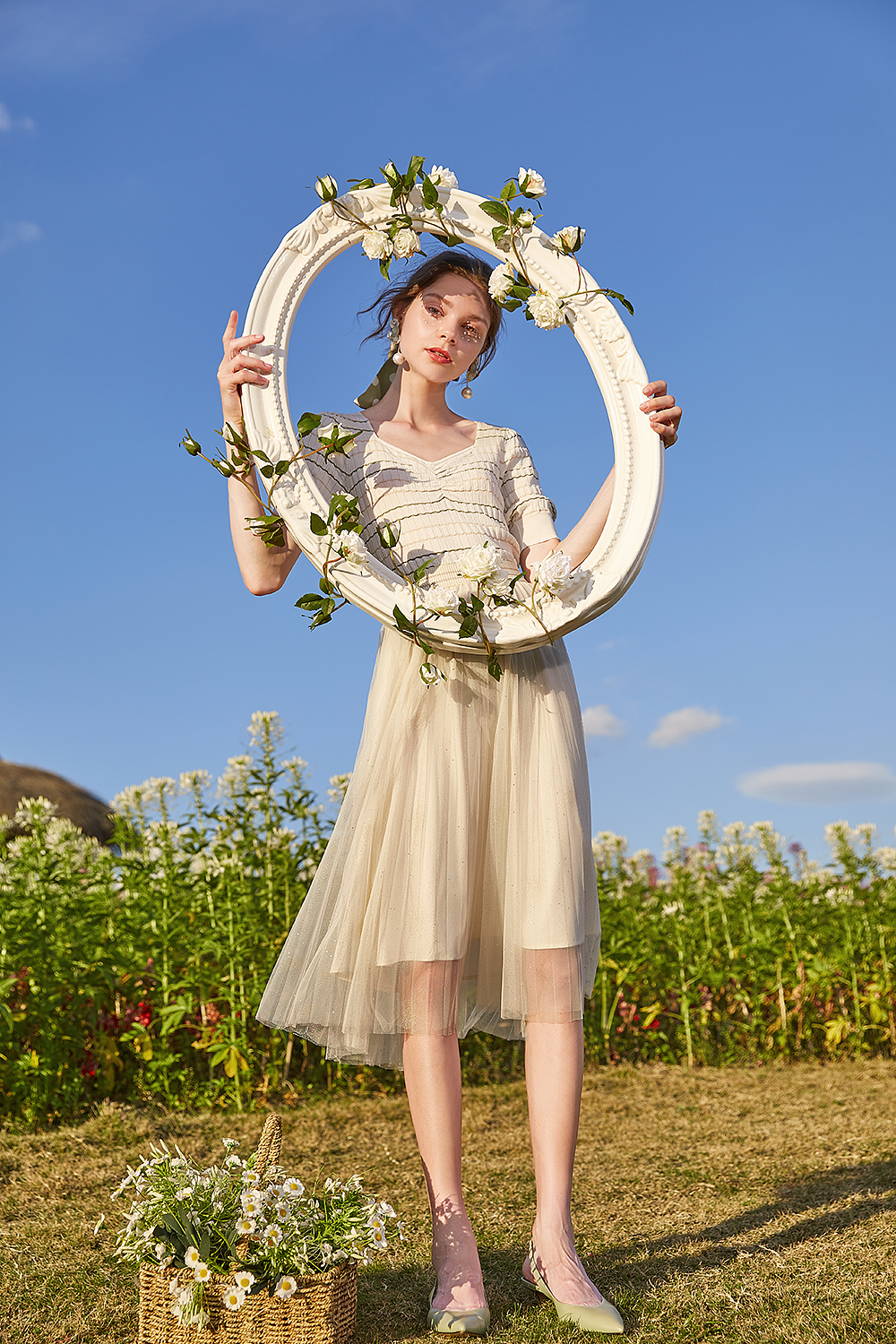 香影 花园精灵主题女装摄影 乐趣文化 #创作加油站#（图ZMzEyNzUwNjE2） - 产品摄影 - 站酷设计师乐趣视觉营销原创素材 - 站酷ZCOOL