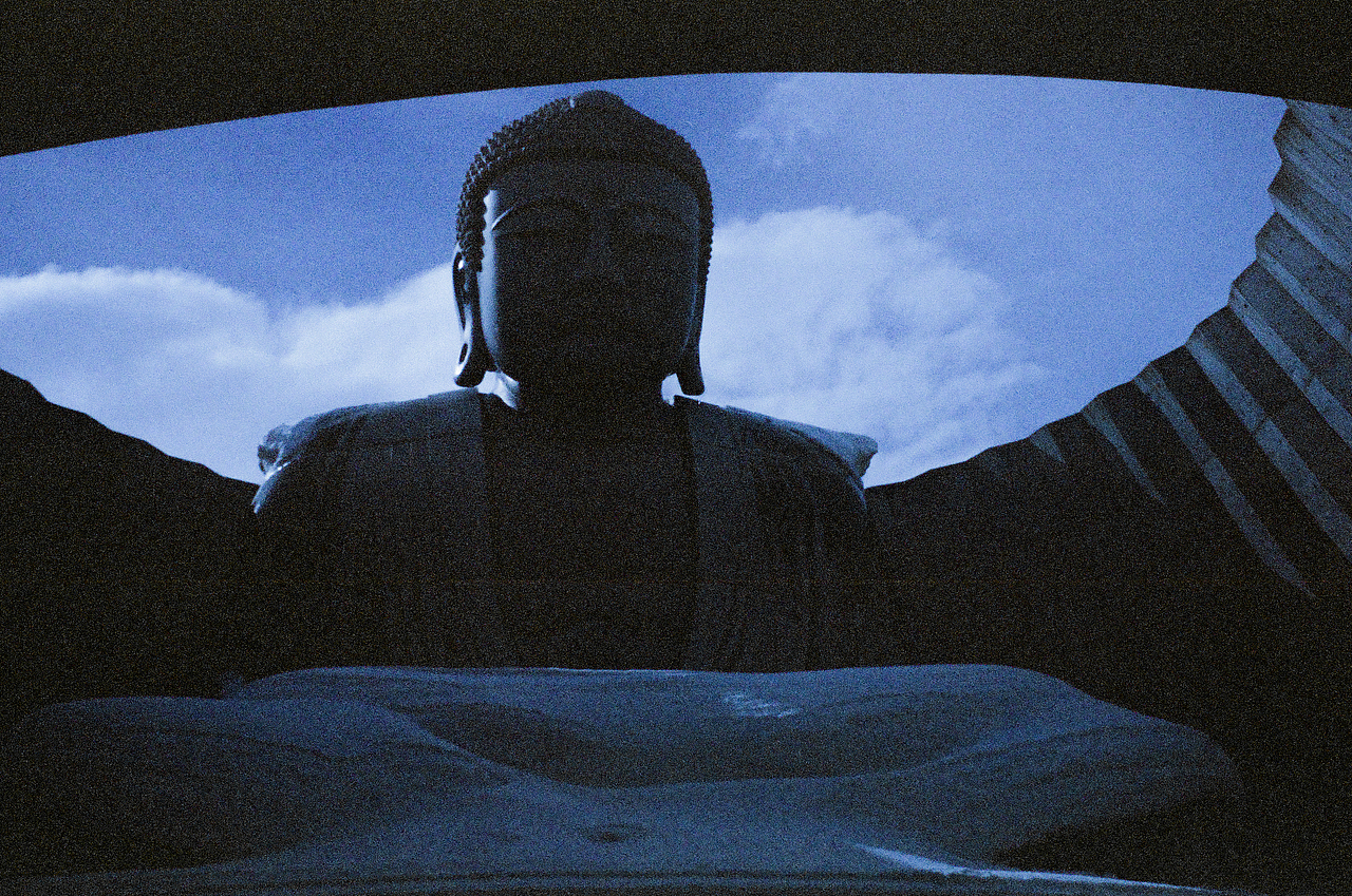 一卷油画般的安藤忠雄大佛头巡礼记录