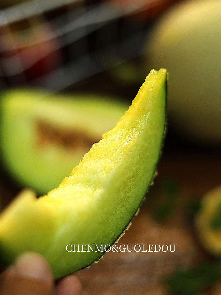 冰淇淋网纹蜜瓜随拍 海阳蜜瓜好吃的很（图ZMzY4MDY4NDcy） - 产品摄影 - 站酷设计师陈默工作室原创素材 - 站酷ZCOOL