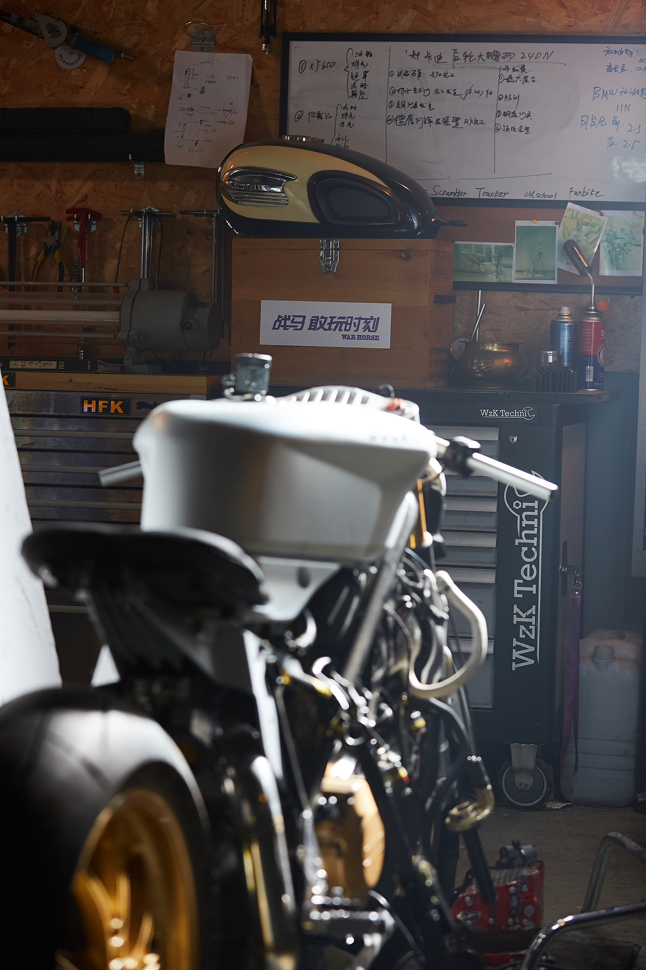 战马｜DUCATI（图ZMzQ5Mjg3NTQw） - 环境/建筑摄影 - 站酷设计师huhanfeng原创素材 - 站酷ZCOOL