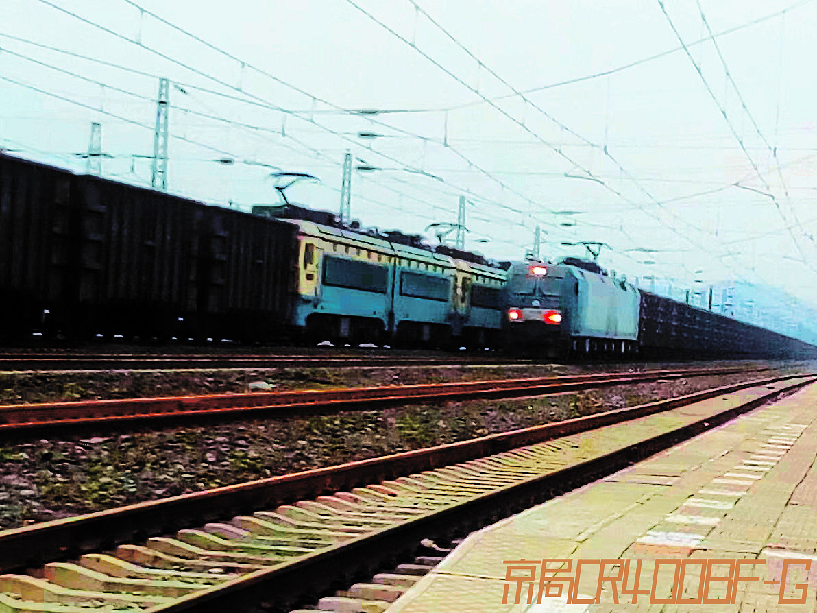 来自北京局铁路爱好者修的照片