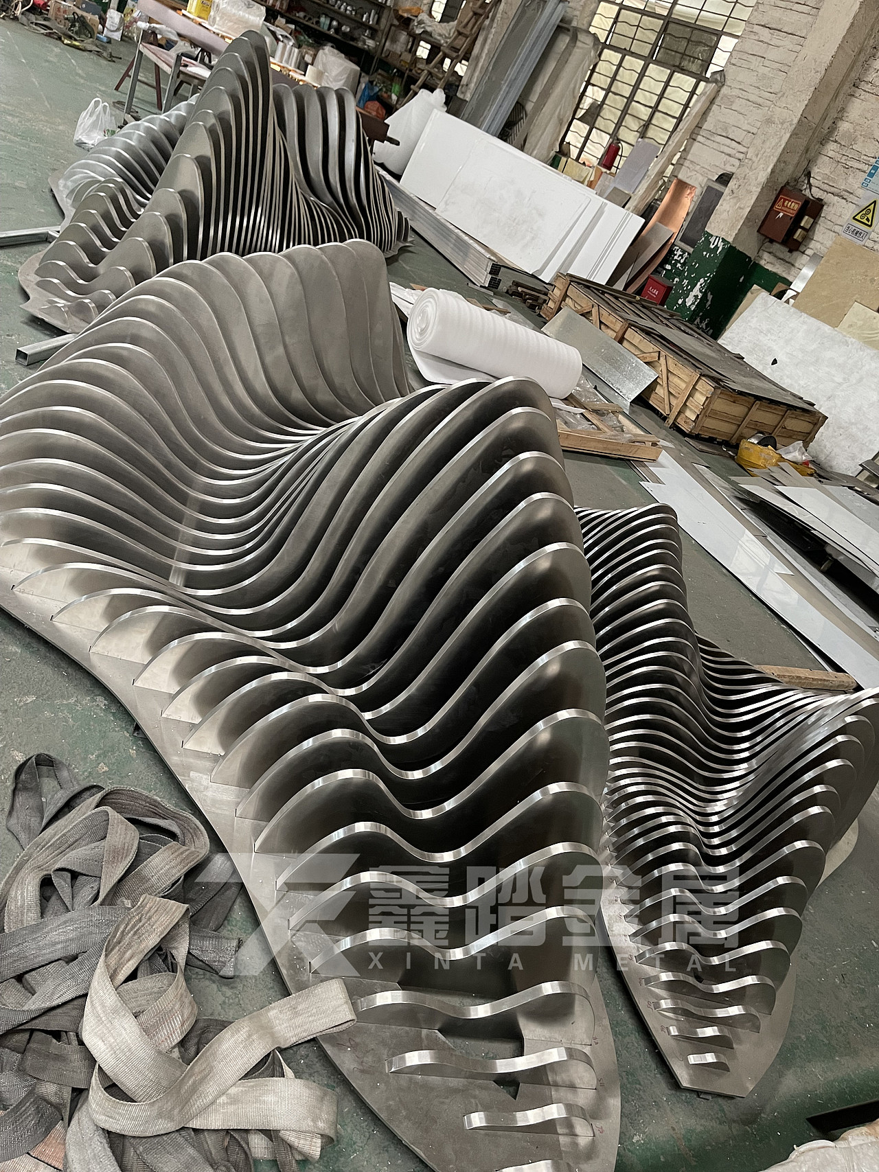 抽象不锈钢假山雕塑摆件 创意设计