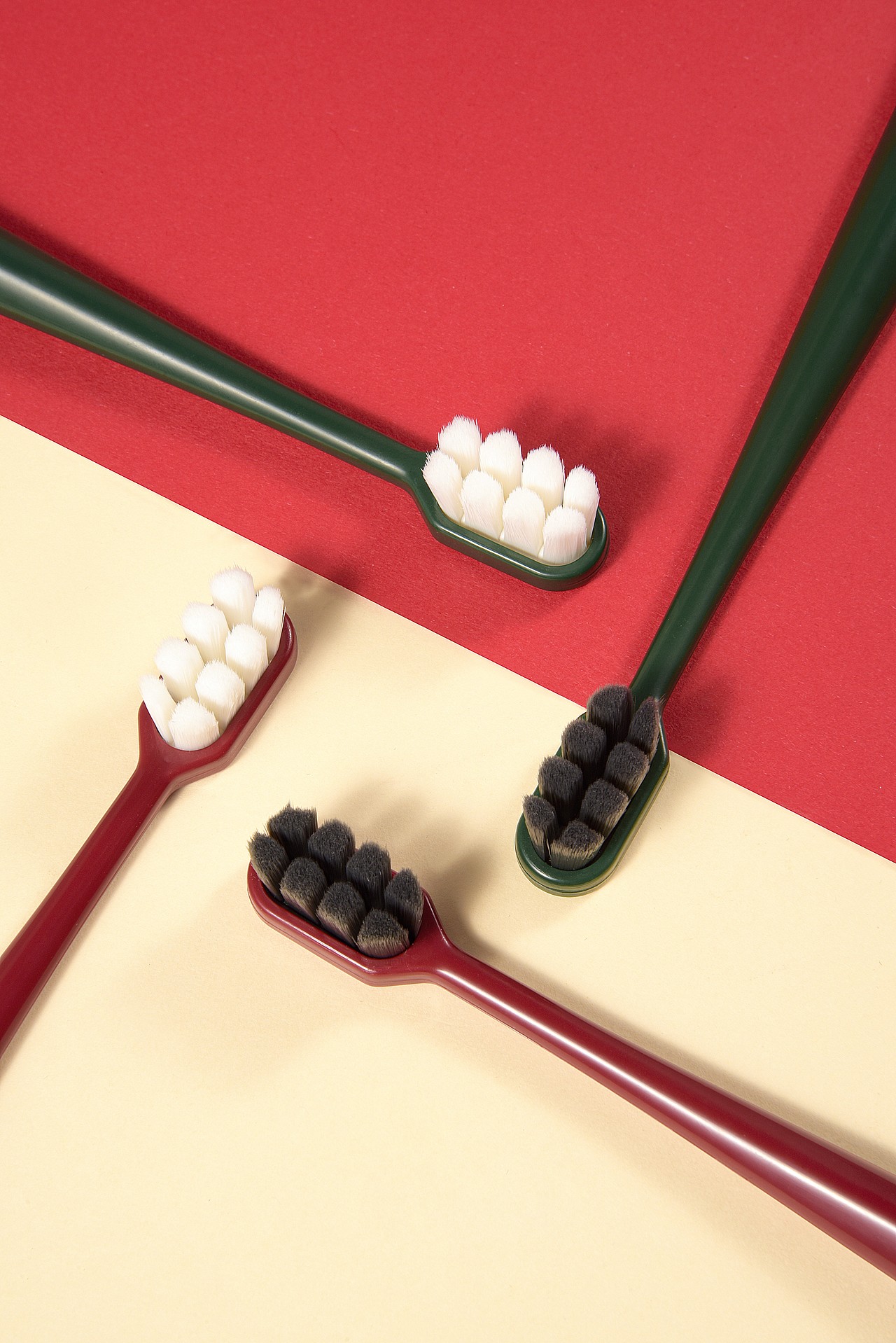 牙刷 X 静物图片创意拍摄-拾月视觉创意机构（图ZMzA4MTIyNjI0） - 产品摄影 - 站酷设计师拾月视觉创意机构原创素材 - 站酷ZCOOL